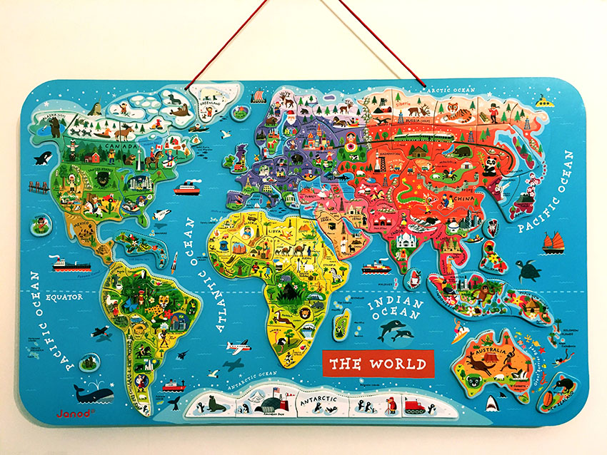 世界地図 ワールドマップ パズル マグネット 人 建物 世界遺産 動物